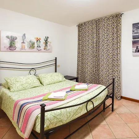 Azalea Ferienhaus Stresa