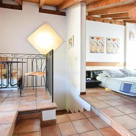 بيت للعطل Azalea *